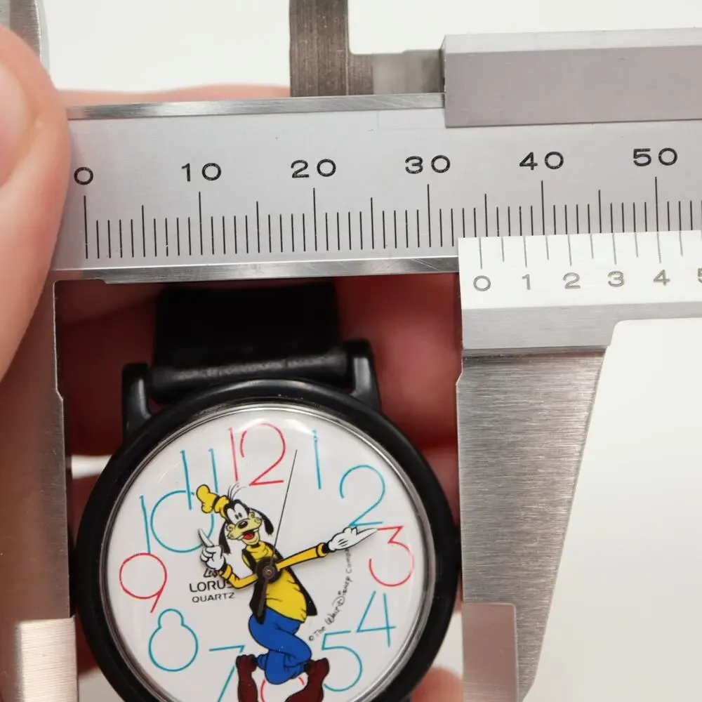 Vintage Lorus Seiko Disney Goofy 35mm Watch Black Leather V515-8030 New Battery